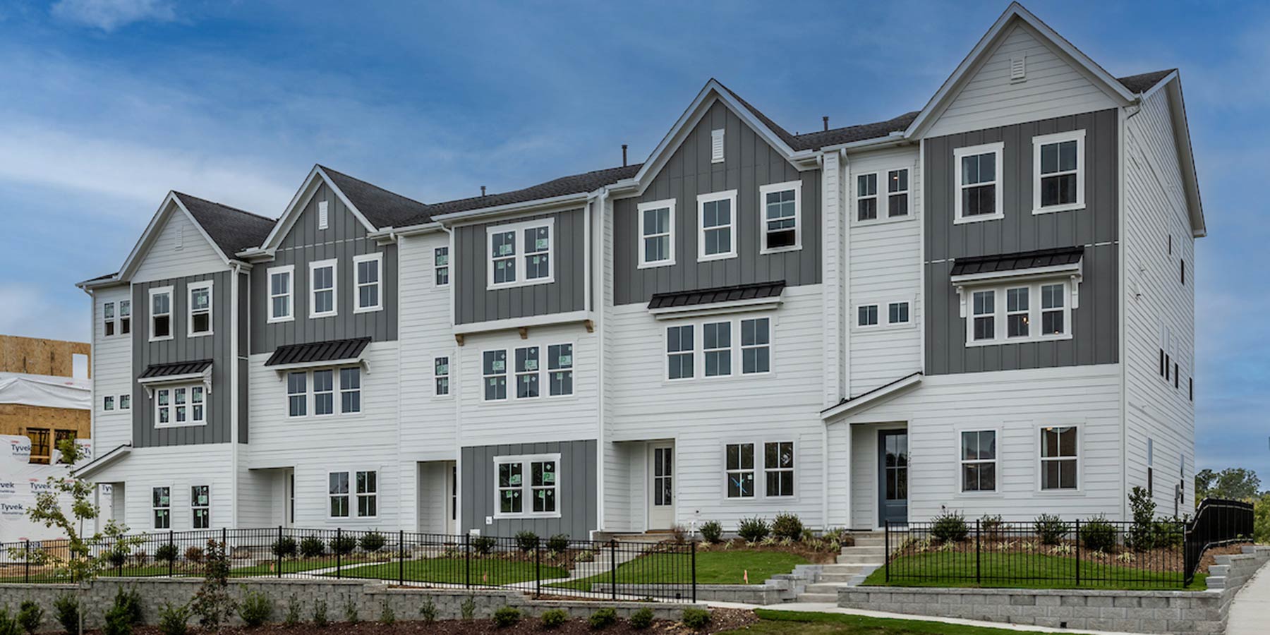 Tri Pointe Homes New Construction Homebuilder in Holding Village